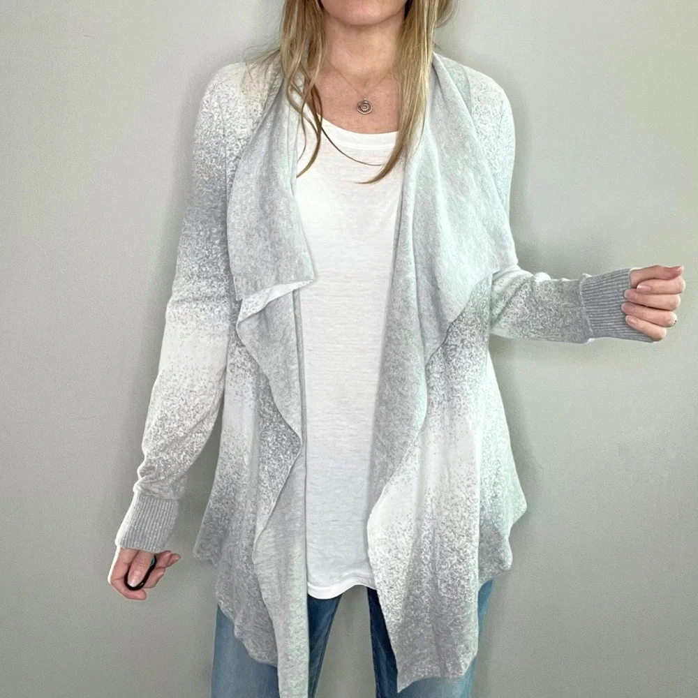 LOU & GREY gray and white blurred striped open front cardigan size Medium - Picture 3 of 14